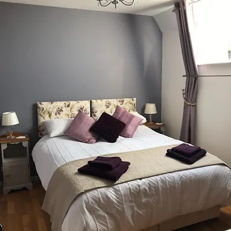 펜션 6 Bedroom House With Pool *