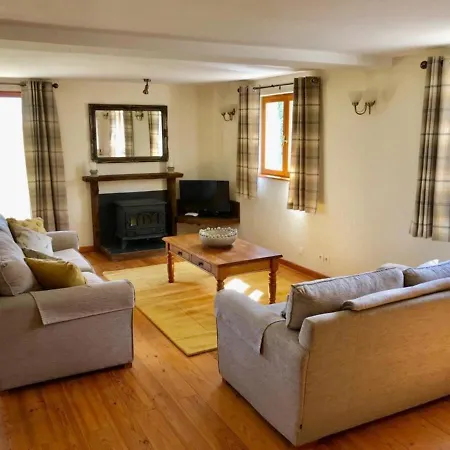 6 Bedroom House With Pool Saint-Laurent-de-Terregatte